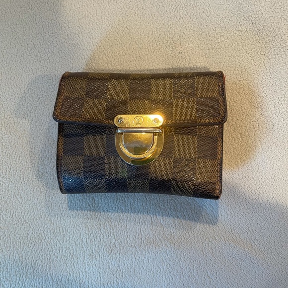 Louis Vuitton Handbags - Louis Vuitton wallet